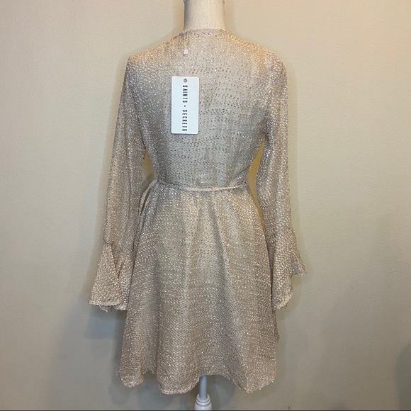 NEW Saints + Secrets Lilia Textured Wrap Dress - Picture 5 of 9